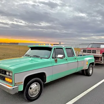 1989 Chevrolet Silverado 3500 Crew Cab Pickup 4D 8 ft