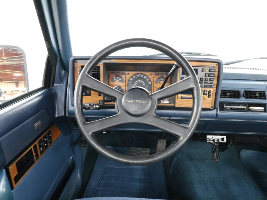 1989 Chevrolet C/K 4th Gen - Image 17 of 31