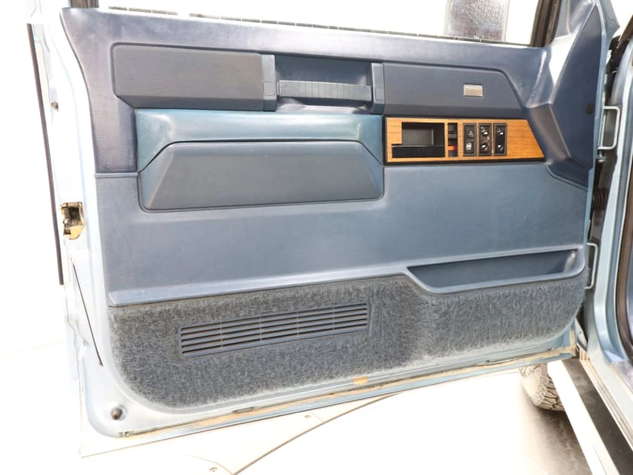 1989 Chevrolet C/K 4th Gen - Image 18 of 31