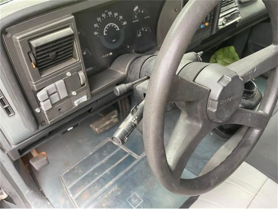 1989 Chevrolet Silverado - Image 9 of 15