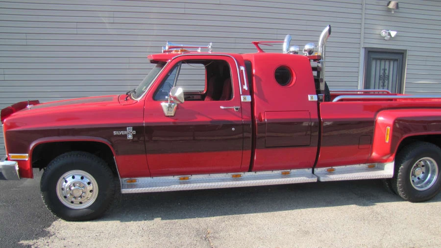 1989 Chevrolet Silverado - Image 2 of 8