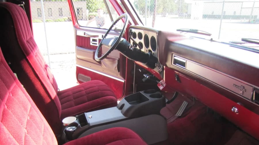1989 Chevrolet Silverado - Image 5 of 8