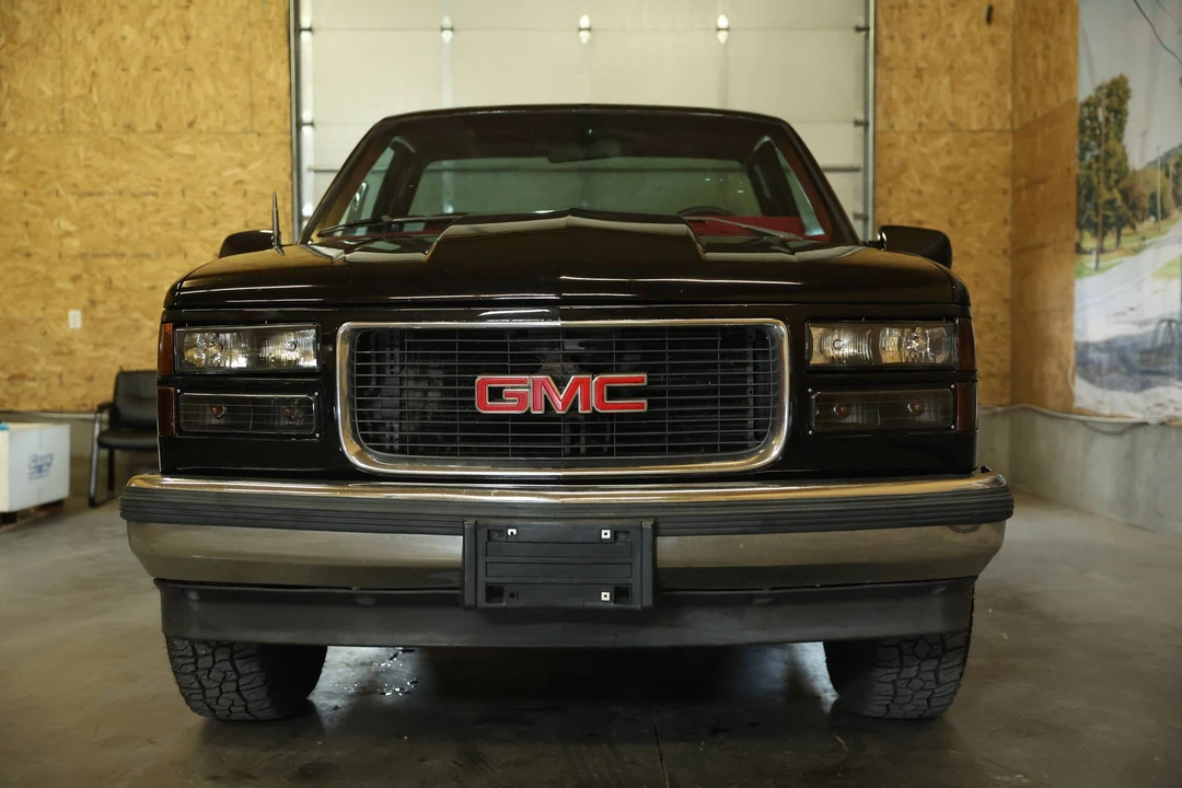 1989 Chevrolet Silverado - Image 5 of 25
