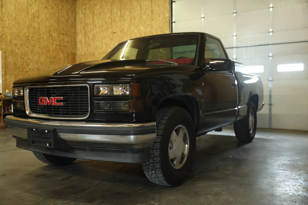 1989 Chevrolet Silverado - Image 6 of 25
