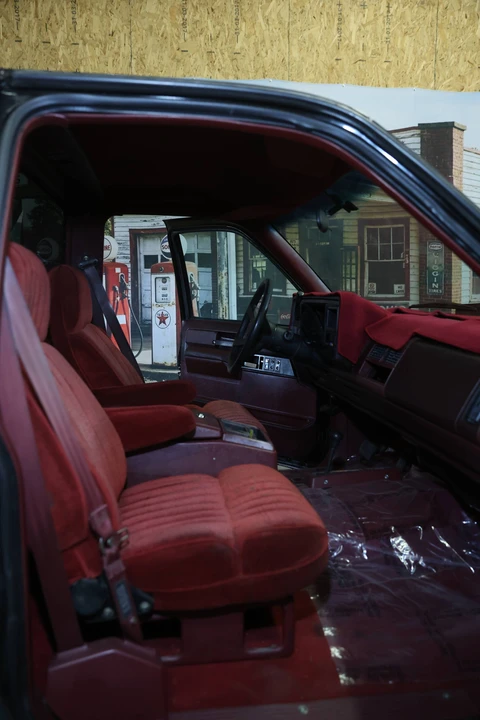 1989 Chevrolet Silverado - Image 10 of 25