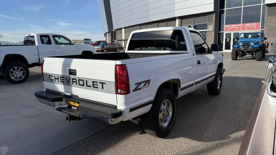 1989 Chevrolet C/K 4th Gen - Image 5 of 9