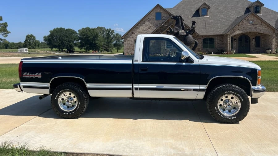 1989 Chevrolet C/K 4th Gen - Image 15 of 16