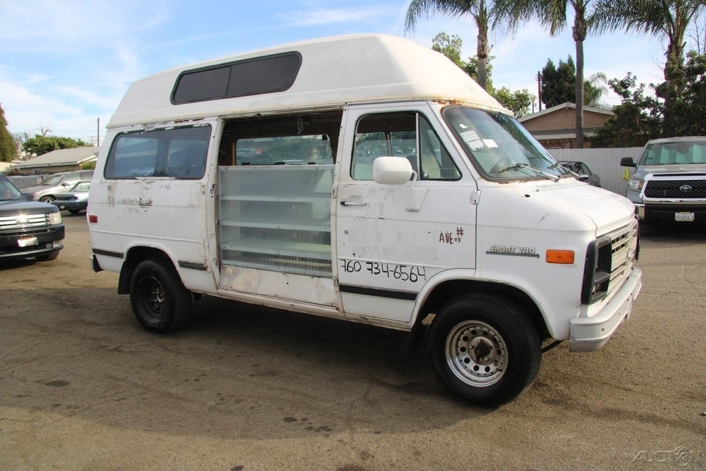 1989 Chevrolet G-Series Van - Image 9 of 21