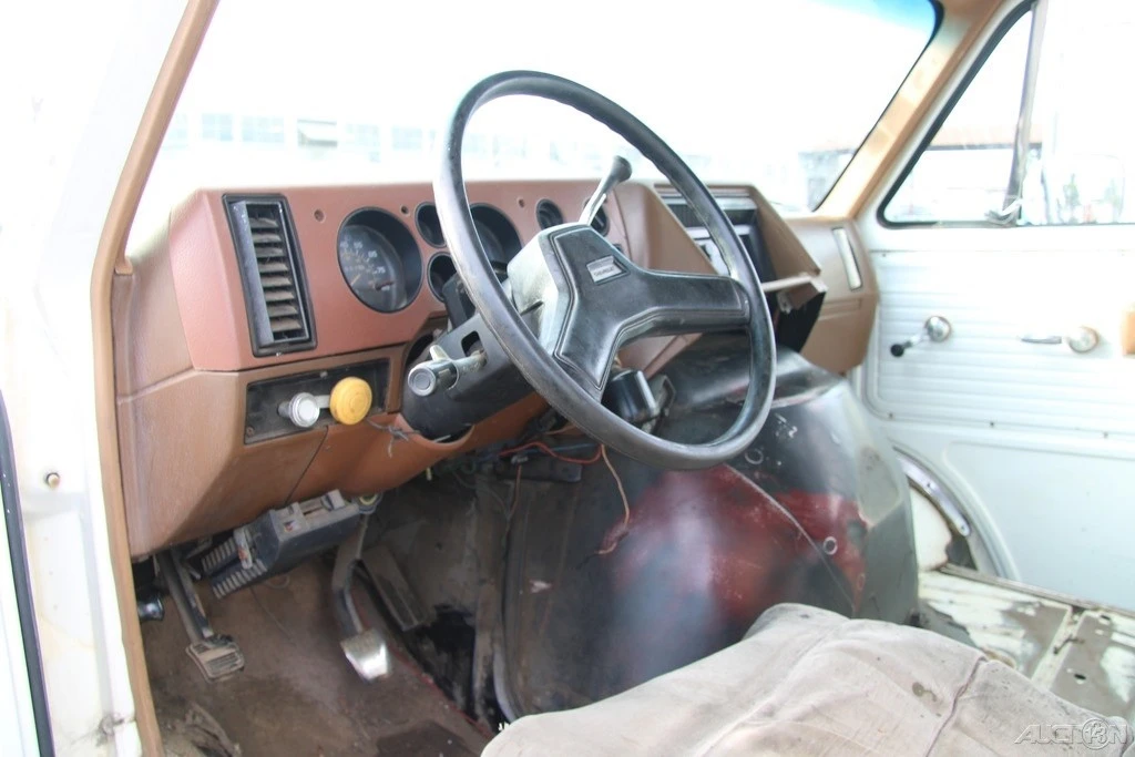 1989 Chevrolet G-Series Van - Image 15 of 21