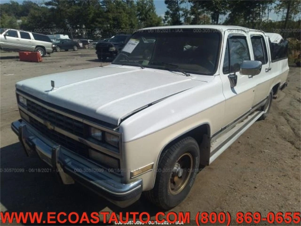 1989 Chevrolet Suburban 7th Gen - Image 3 of 10
