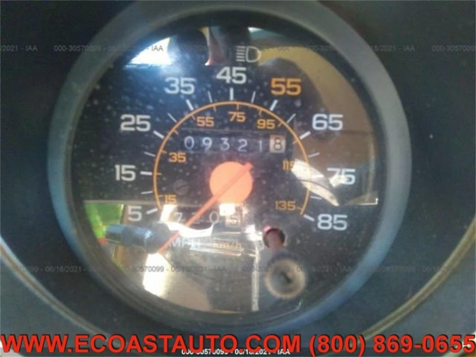 1989 Chevrolet Suburban 7th Gen - Image 8 of 10
