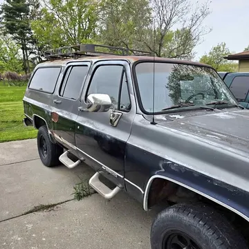 1989 Chevrolet Suburban 2500 Sport Utility
