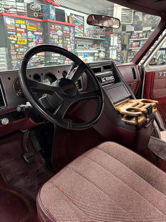 1989 Chevrolet G-Series Van - Image 9 of 9