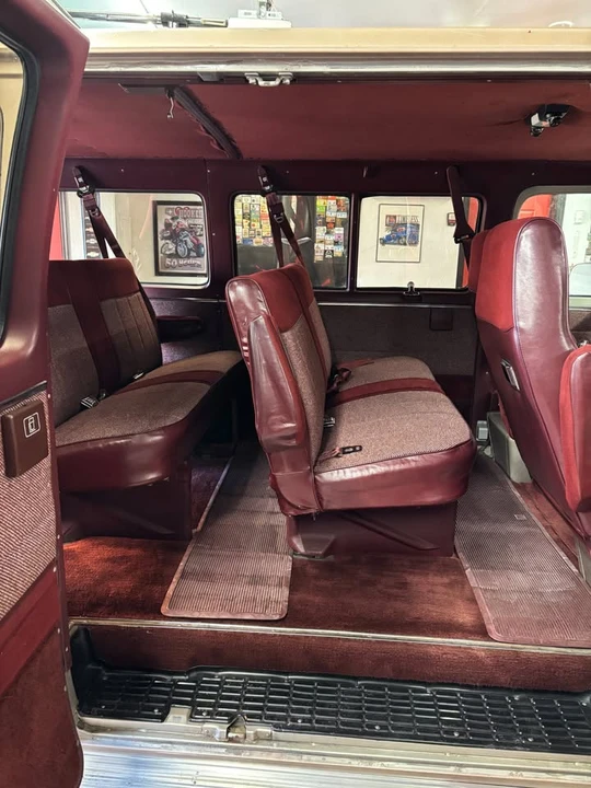 1989 Chevrolet G-Series Van - Image 7 of 9