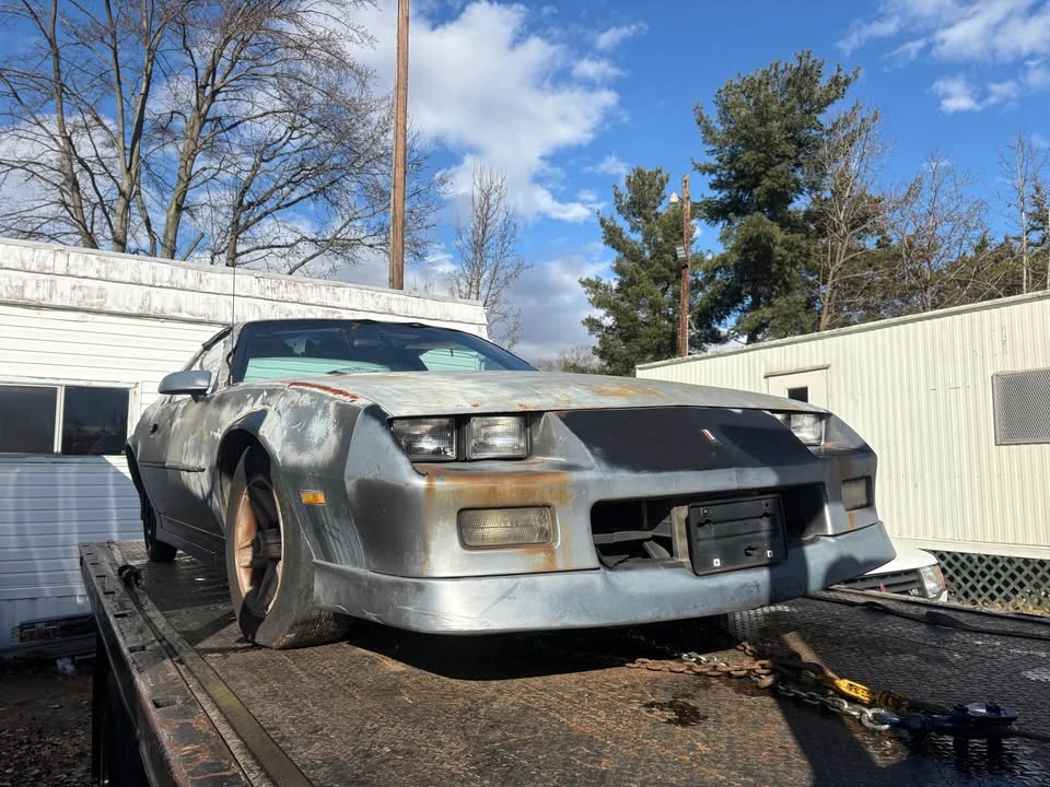 1989 Chevrolet Camaro 3rd Gen - Image 2 of 4