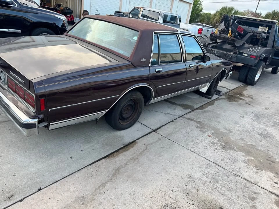1989 Chevrolet Caprice - Image 7 of 10