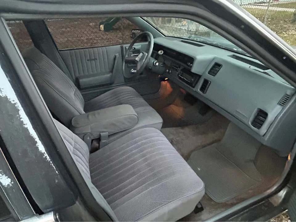 1989 Chevrolet Caprice - Image 3 of 12