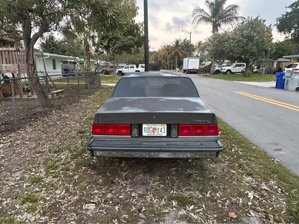 1989 Chevrolet Caprice - Image 11 of 12