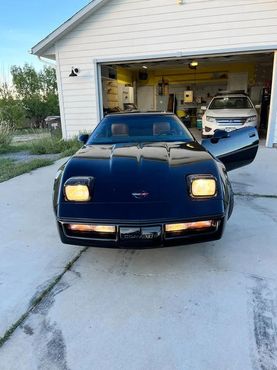 1989 Chevrolet Corvette C4 - Image 17 of 18