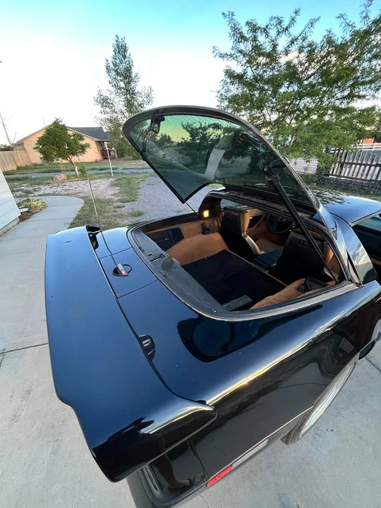 1989 Chevrolet Corvette C4 - Image 11 of 18
