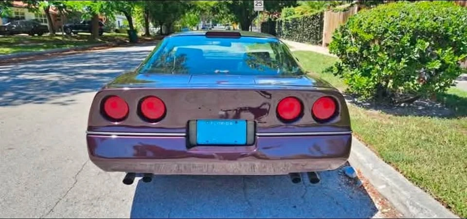 1989 Chevrolet Corvette C4 - Image 1 of 11