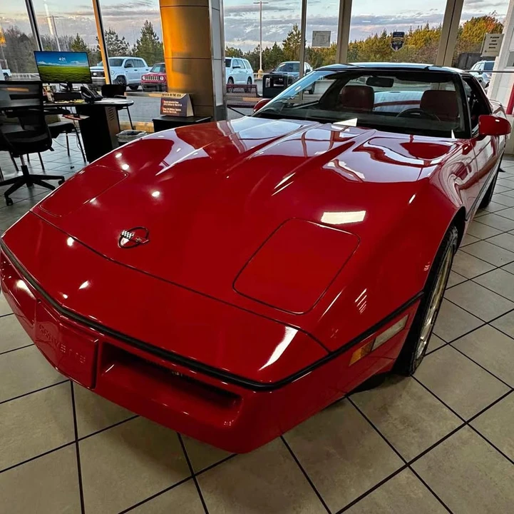 1989 Chevrolet Corvette C4 - Image 1 of 13