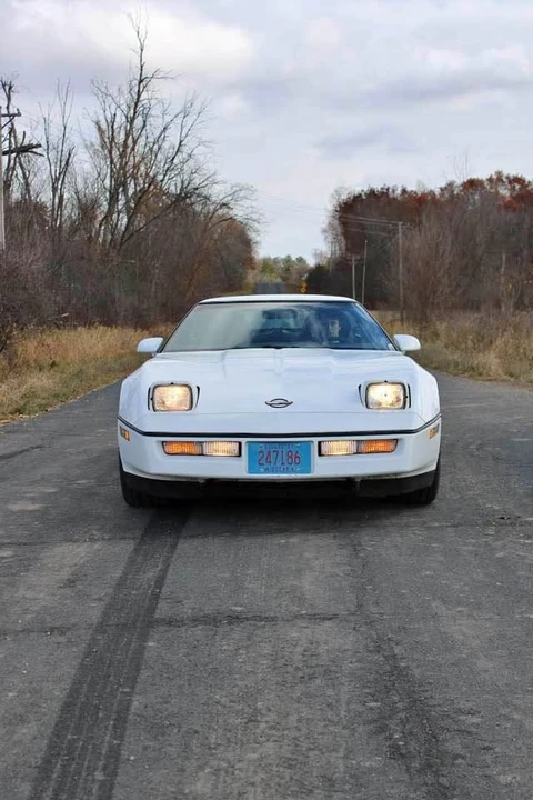1989 Chevrolet Corvette C4 - Image 1 of 12