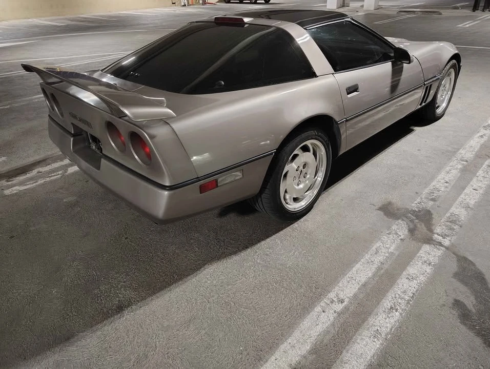 1989 Chevrolet Corvette C4 - Image 2 of 11
