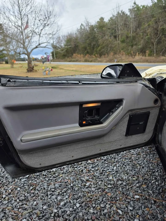 1989 Chevrolet Corvette C4 - Image 6 of 16