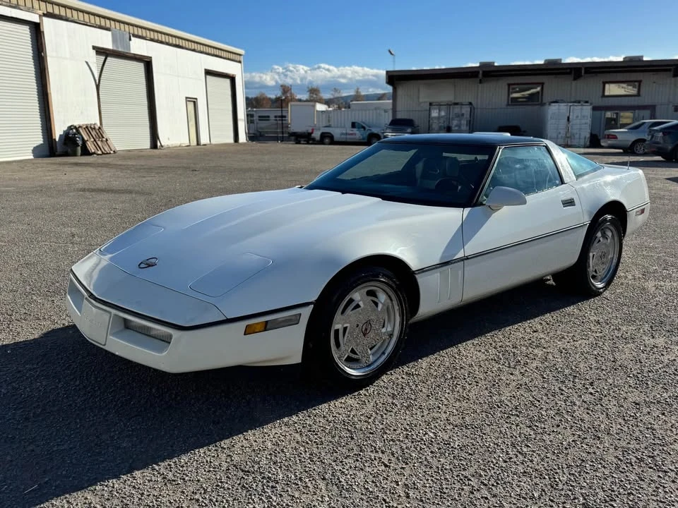 1989 Chevrolet Corvette C4 - Image 8 of 16