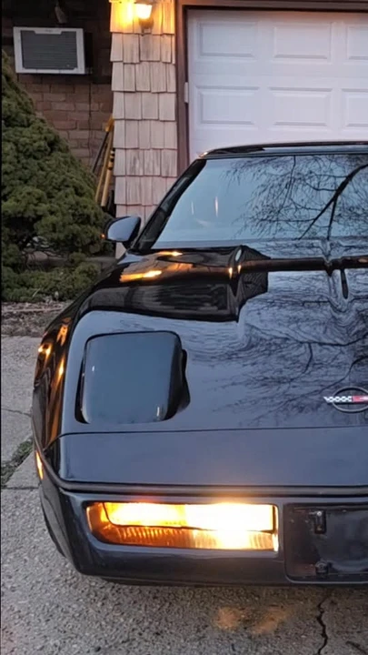 1989 Chevrolet Corvette C4 - Image 1 of 17
