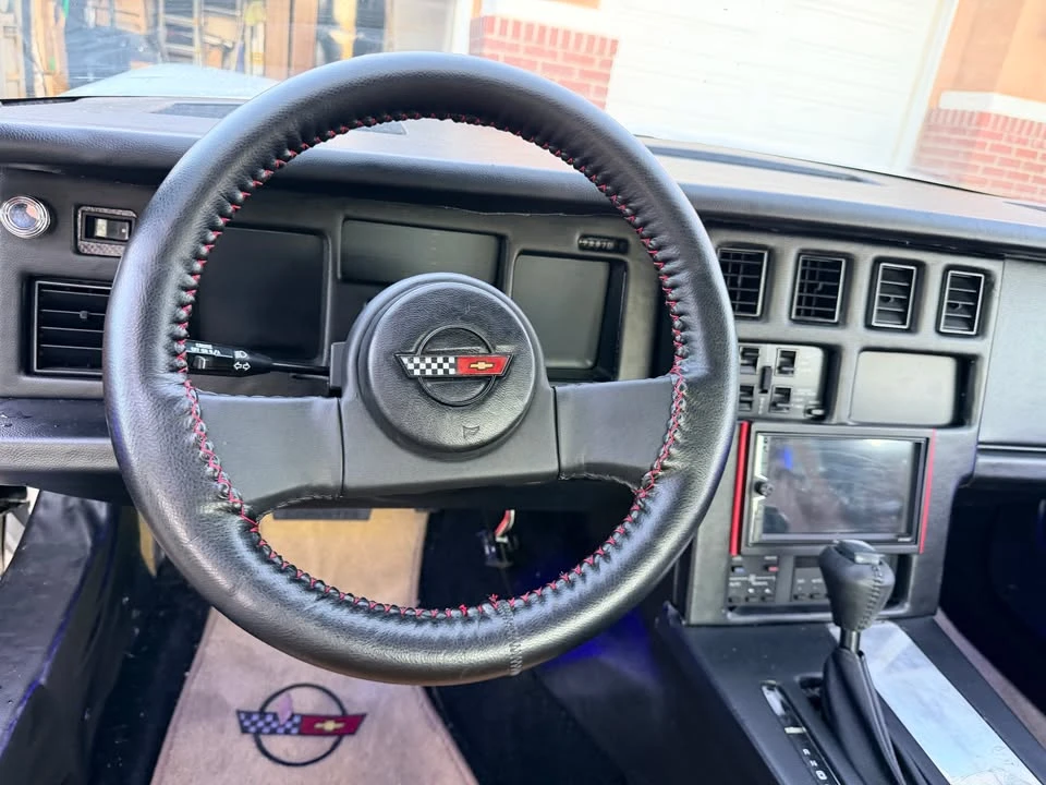 1989 Chevrolet Corvette C4 - Image 2 of 20