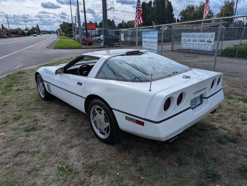 1989 Chevrolet Corvette C4 - Image 5 of 9