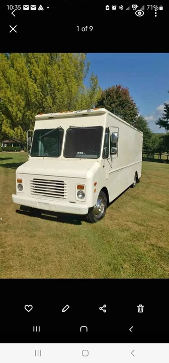 1989 Chevrolet G-Series Van - Image 2 of 15