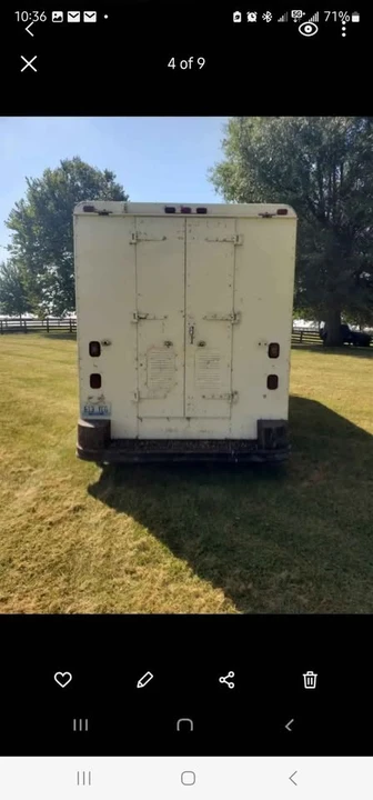 1989 Chevrolet G-Series Van - Image 3 of 15