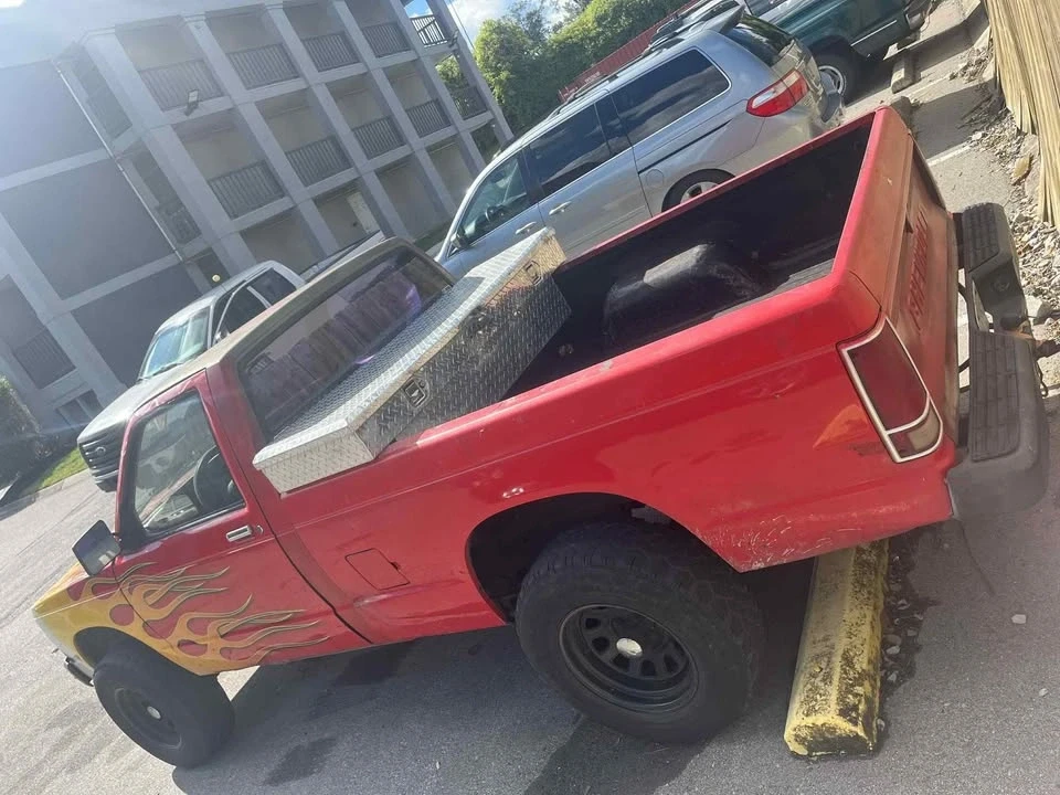 1989 Chevrolet S-10 - Image 6 of 7