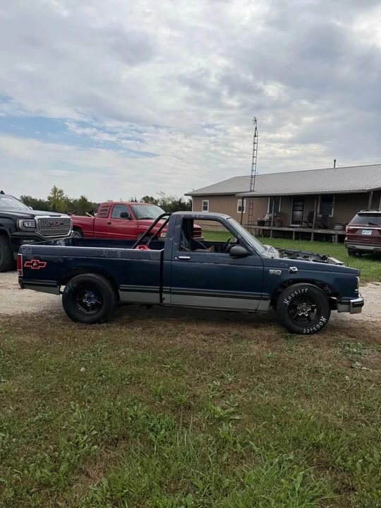 1989 Chevrolet S-10 - Image 3 of 5