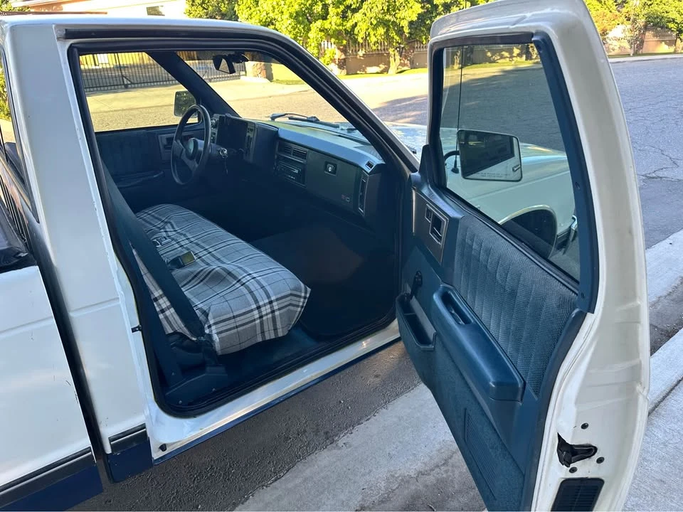 1989 Chevrolet S-10 - Image 6 of 12