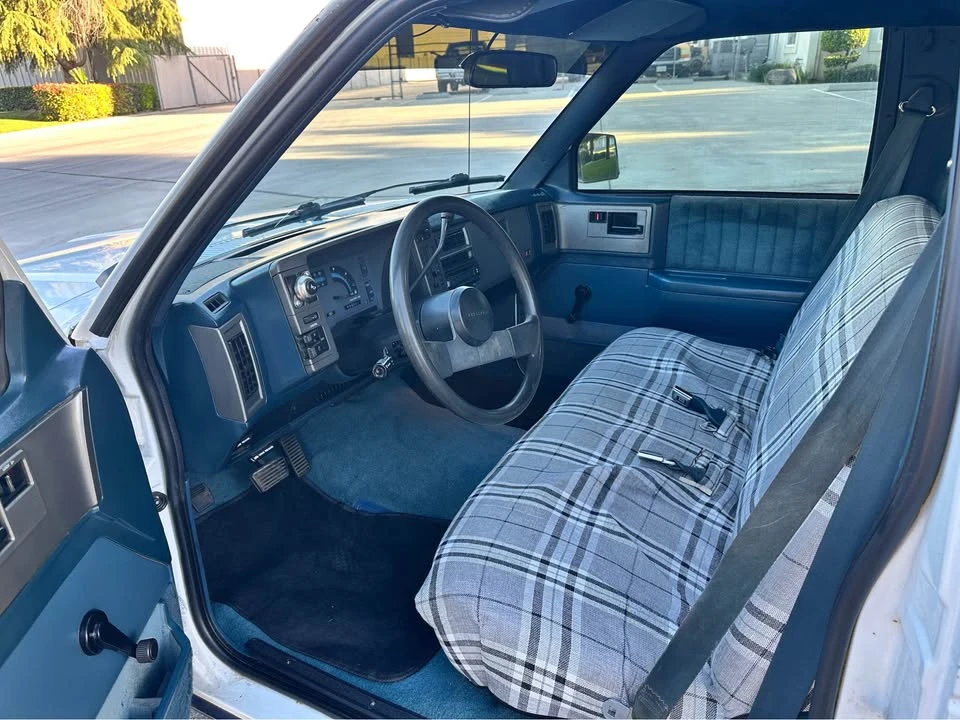 1989 Chevrolet S-10 - Image 4 of 12