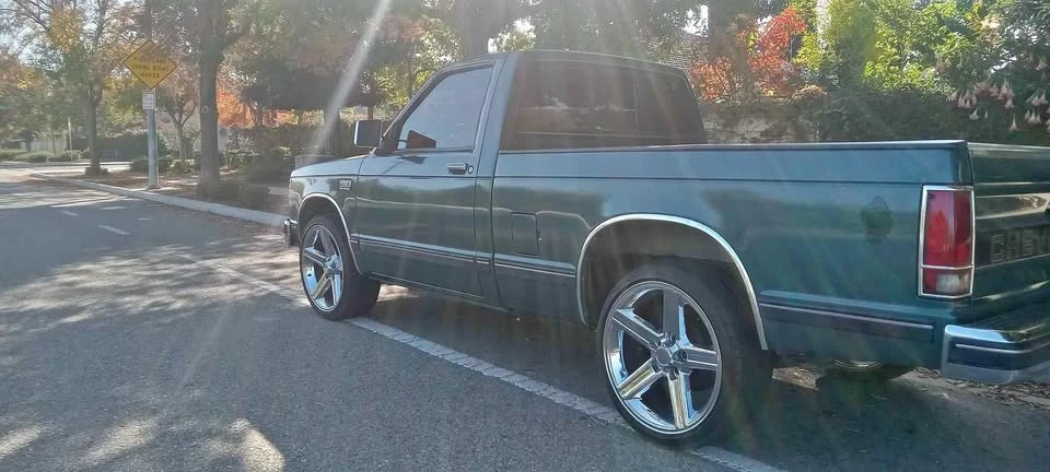 1989 Chevrolet S-10 - Image 2 of 6