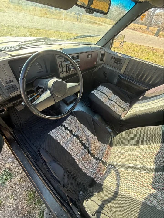 1989 Chevrolet S-10 - Image 2 of 9