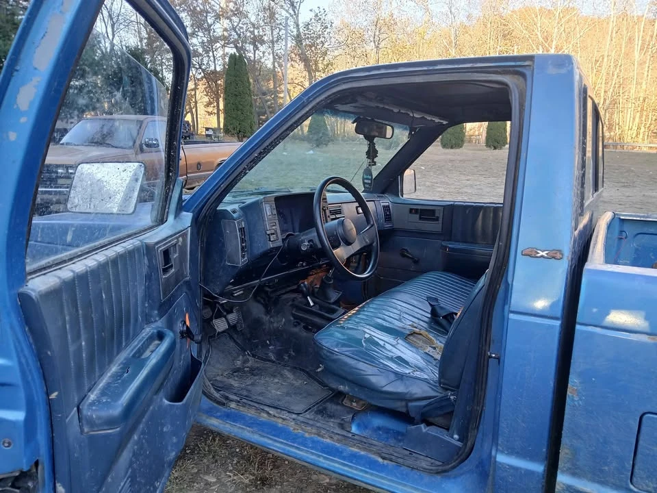 1989 Chevrolet S-10 - Image 9 of 13