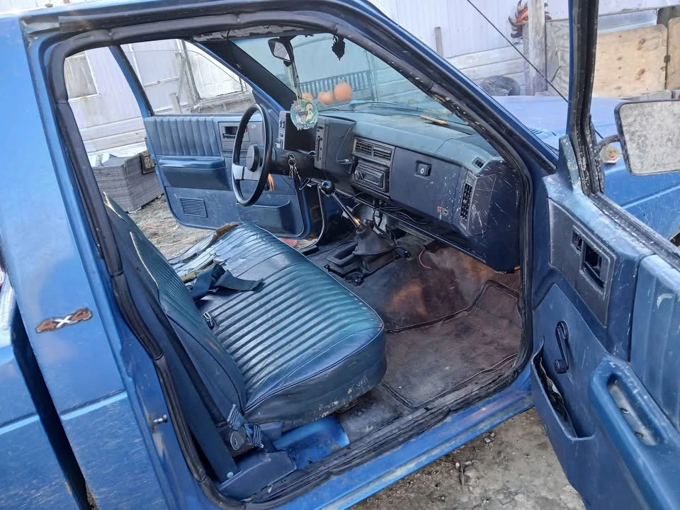 1989 Chevrolet S-10 - Image 10 of 13