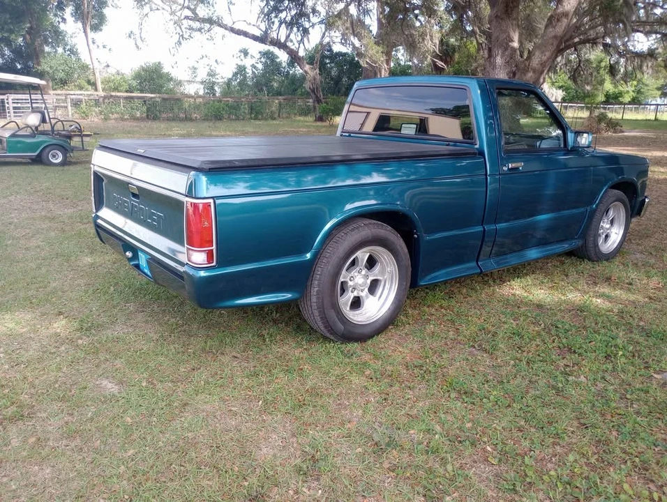 1989 Chevrolet S-10 - Image 4 of 9