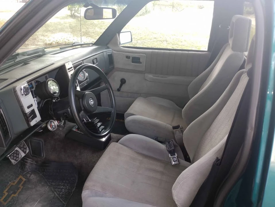1989 Chevrolet S-10 - Image 8 of 9