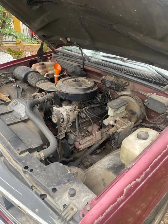 1989 Chevrolet Silverado - Image 17 of 20