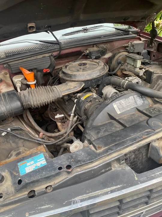 1989 Chevrolet Silverado - Image 18 of 20