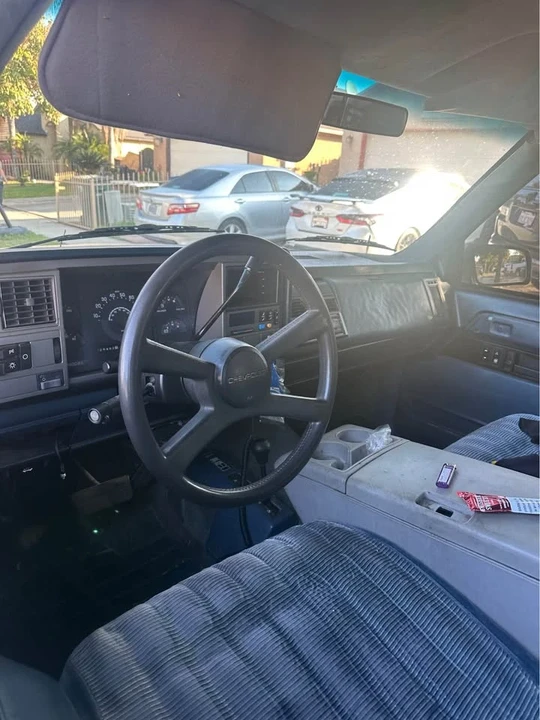 1989 Chevrolet Silverado - Image 5 of 5