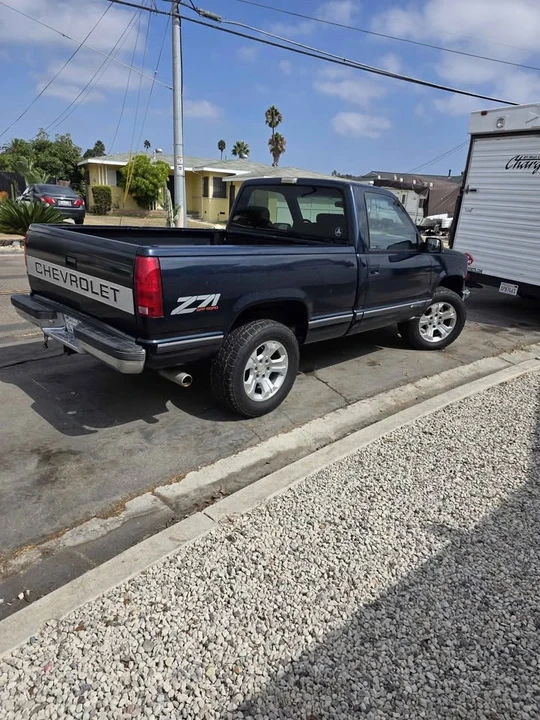 1989 Chevrolet C/K 4th Gen - Image 2 of 14