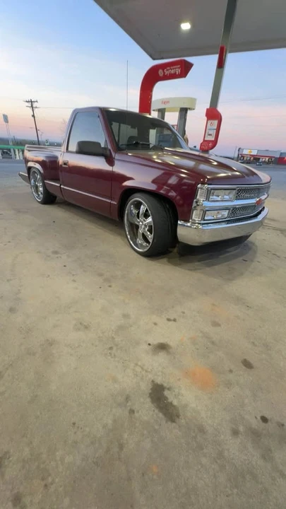 1989 Chevrolet Silverado - Image 4 of 4